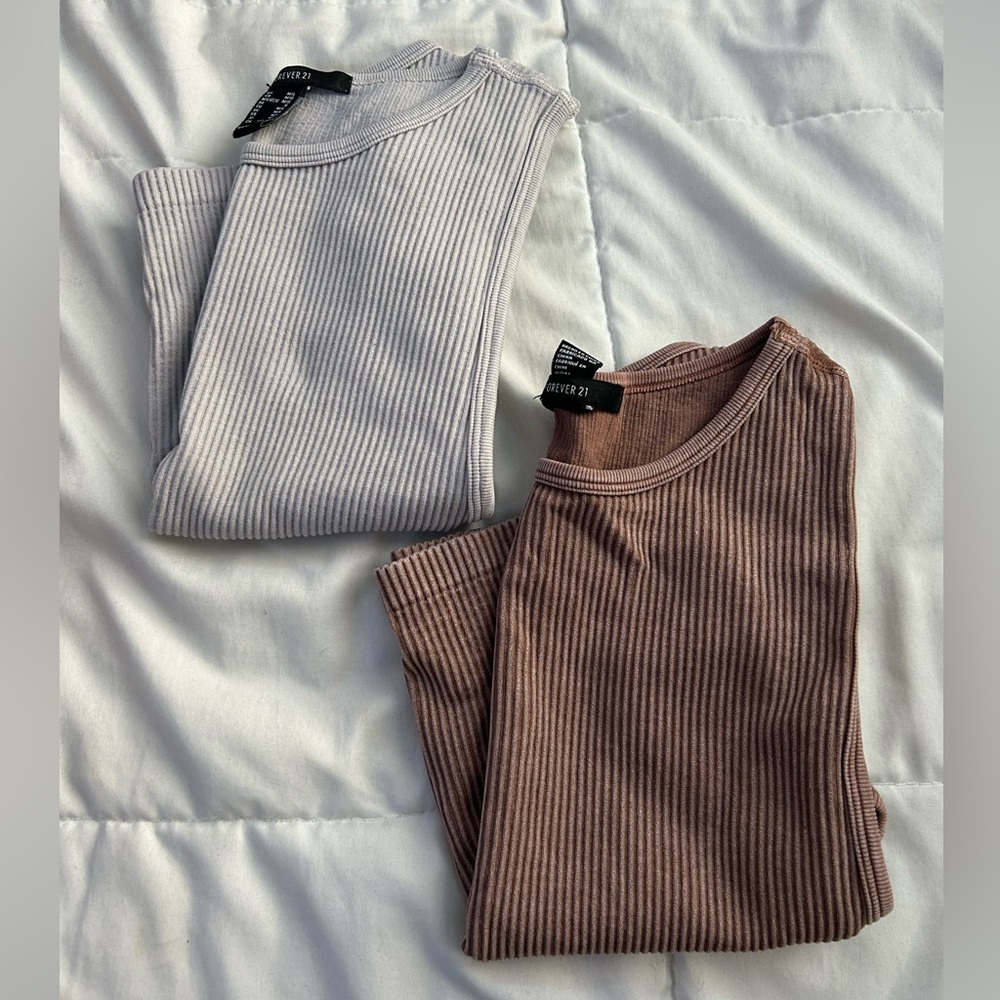 Crop tops